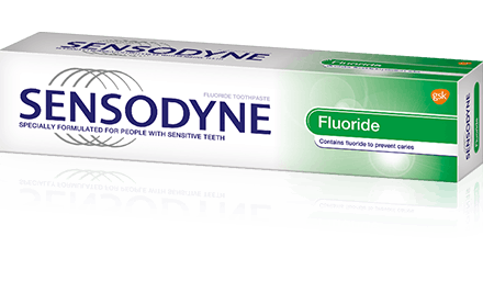 Obrázek SENSODYNE Fluoride Zubní pasta 3 x 75 ml