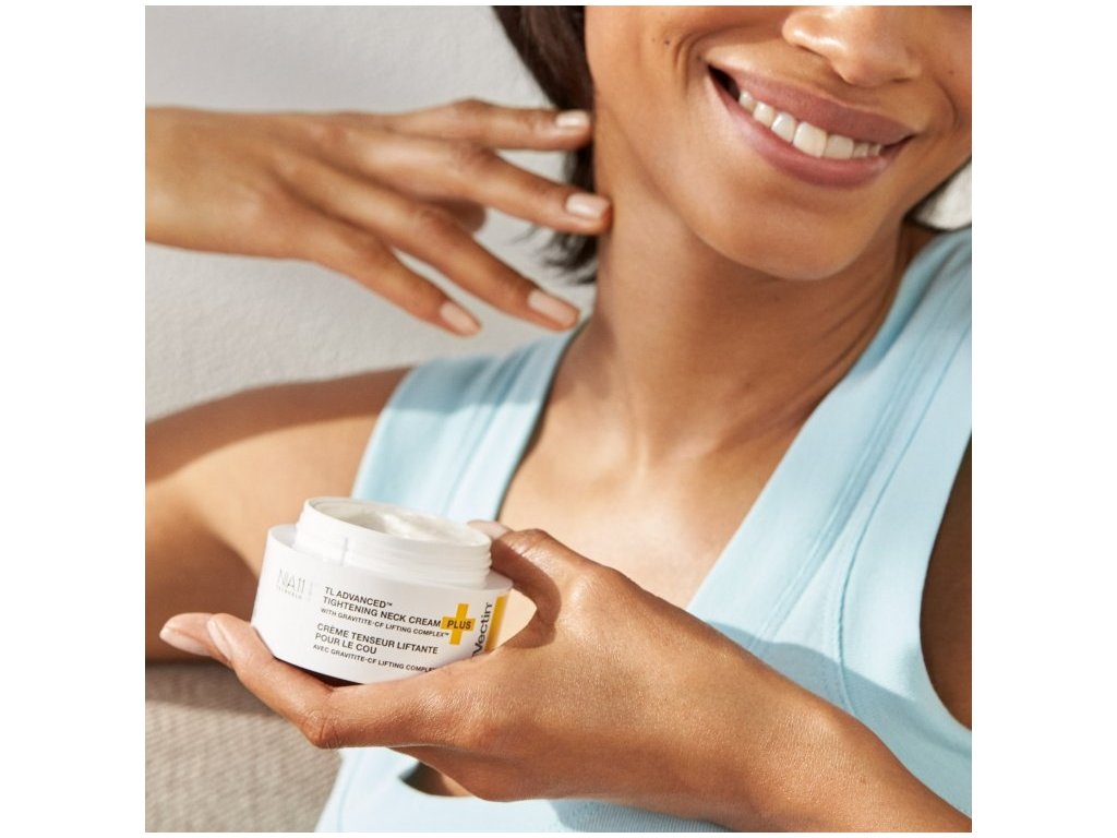 Obr&aacute;zek STRIVECTIN D&aacute;rkov&yacute; set proti vr&aacute;sk&aacute;m na oblast obličeje, krku a dekoltu 2 ks