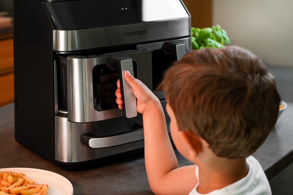 Obrázek CONCEPT FR9000 Horkovzdušná fritéza pizza trio 18,5 l (12)