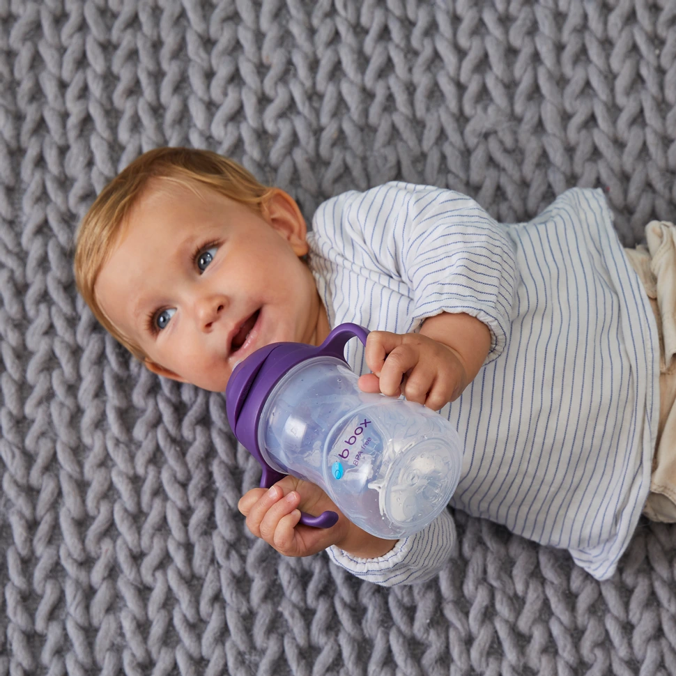 Obrázek B.BOX Hrneček s brčkem hrozny 6m+ 240 ml