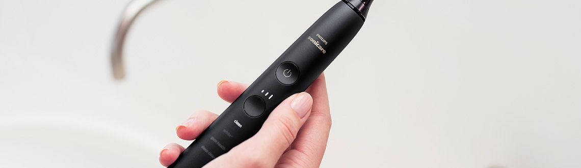 Obrázek PHILIPS SONICARE 9000 DiamondClean HX9911/09 černý (3)