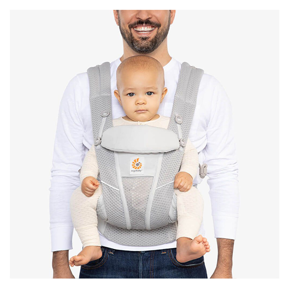 Obr&aacute;zek ERGOBABY Omni Breeze nos&iacute;tko pearl grey (3)
