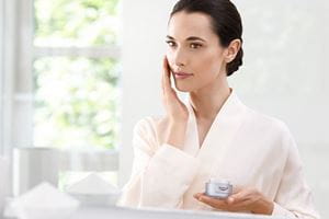 Obr&aacute;zek EUCERIN Hyaluron-Filler SPF30 denn&iacute; kr&eacute;m 50 ml