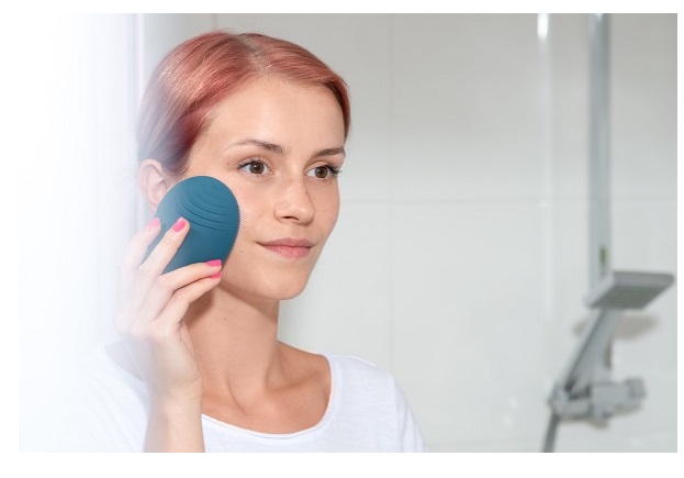 Obr&aacute;zek CONCEPT SK9000 Čistic&iacute; sonick&yacute; kart&aacute;ček na obličej smaragd