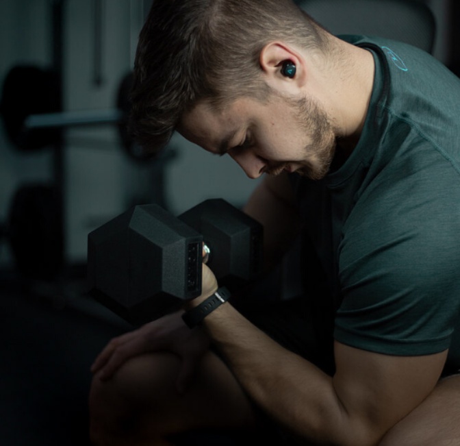 Obr&aacute;zek LAMAX Dots2 Wireless charging bezdr&aacute;tov&aacute; sluch&aacute;tka