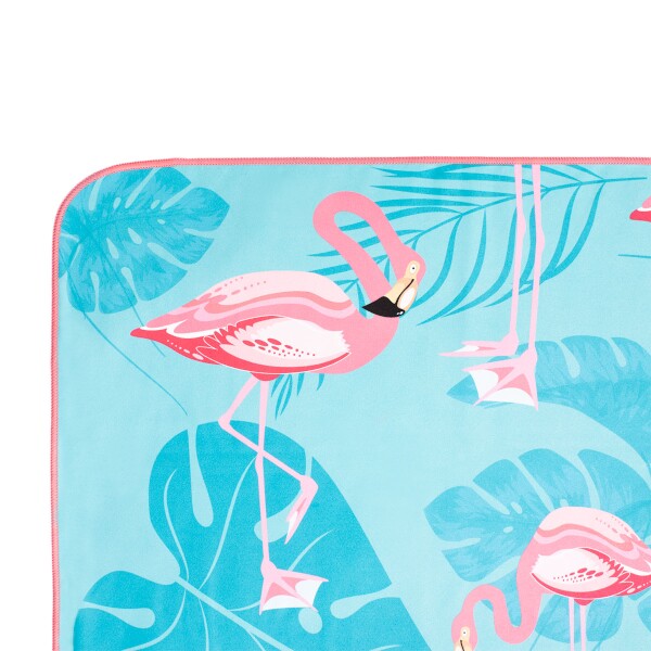 Obr&aacute;zek NILS Camp NCR14 ručn&iacute;k z mikrovl&aacute;kna plameň&aacute;ci